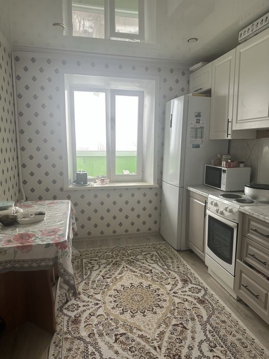 Продам 2-х комнатную улучшенную квартиру