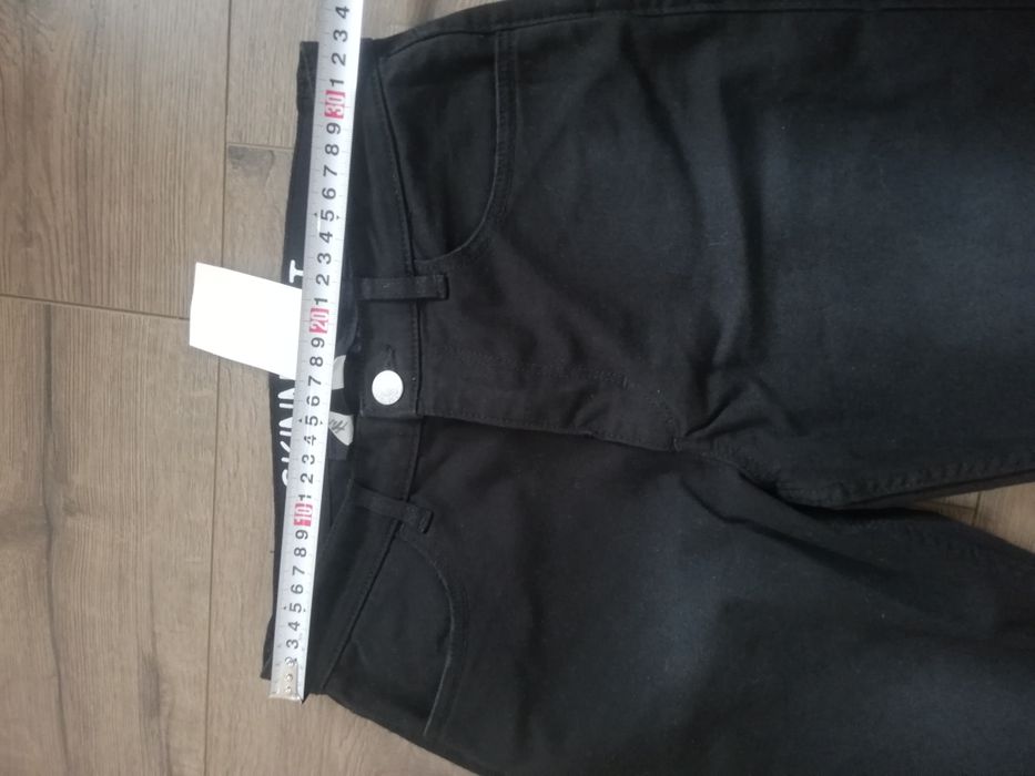 Нов Детски панталон H&M