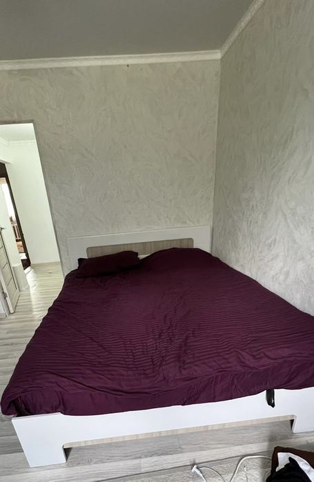 Продам спальную гарнитуру