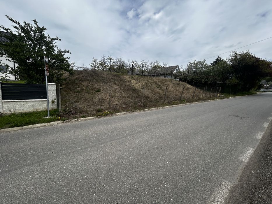 Teren intravilan 3600 mp – Str. Lovinescu, Rădășeni, toate utilitățile