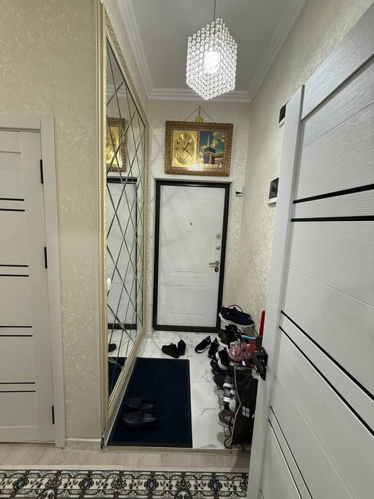 Юнусабад 4 квартал. Продается квартира 2/9/11