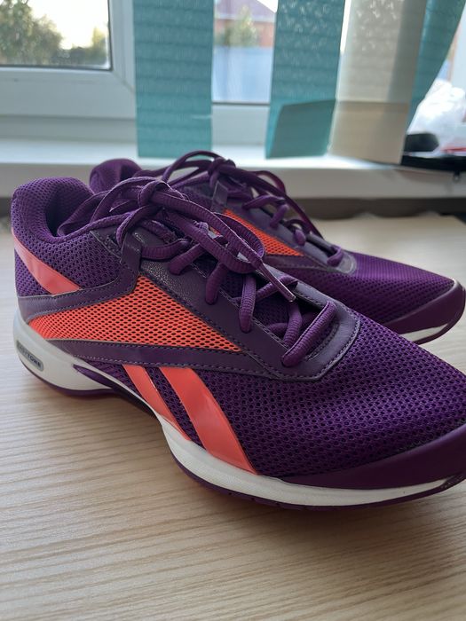 кроссовки Reebok