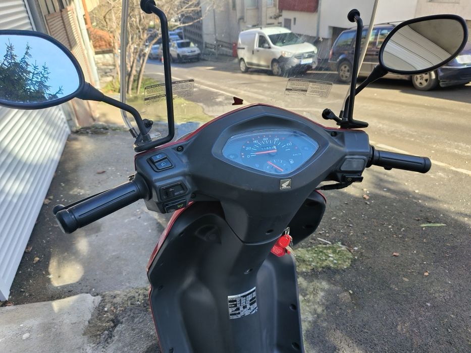 Honda Lead 110 NHX110