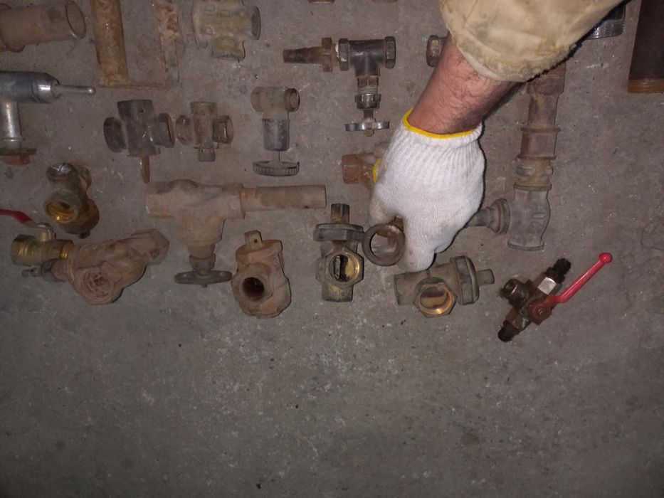 Краны, отводы, сгоны, и фитинги