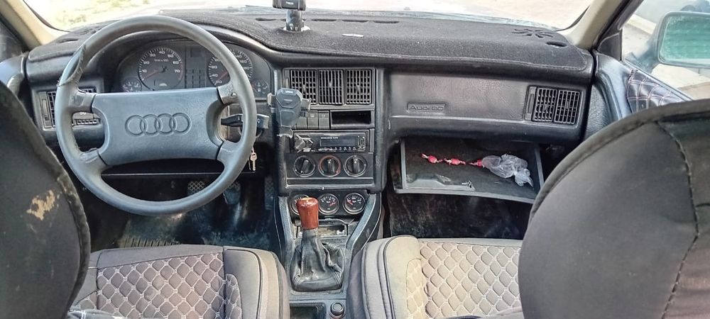 Продам машину Audi 80