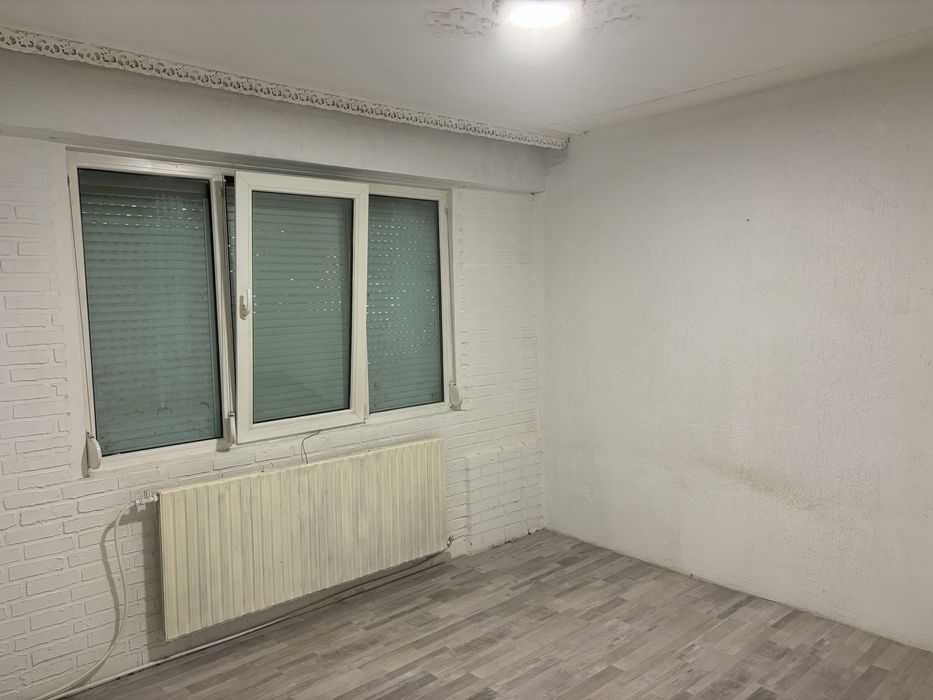 Продава се Тристаен апартамент в Казанлък - 86 кв.м за 742 €/кв.м - Снимка #3