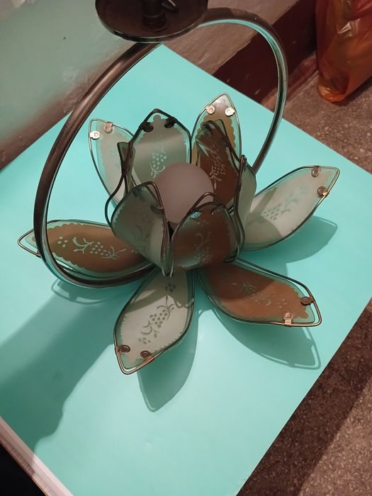 Продам светильник