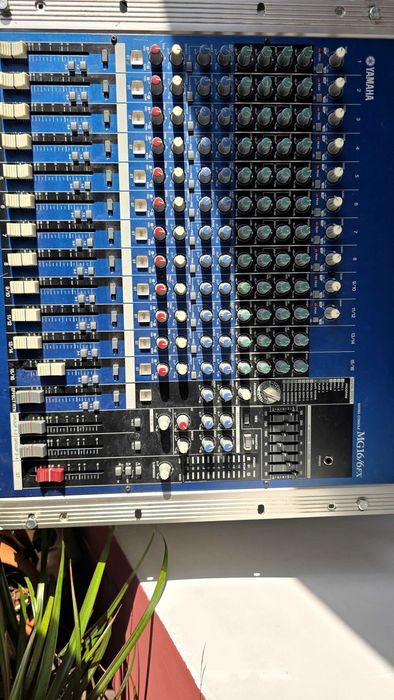 JBL JRX 100  15-ки и 18-ки