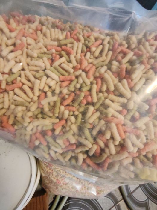 Pufuleți sticks fish food