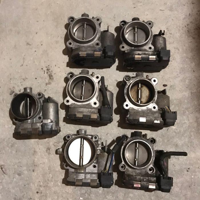 Clapete accelerație circulare recirculare slk r170 am și alte piese