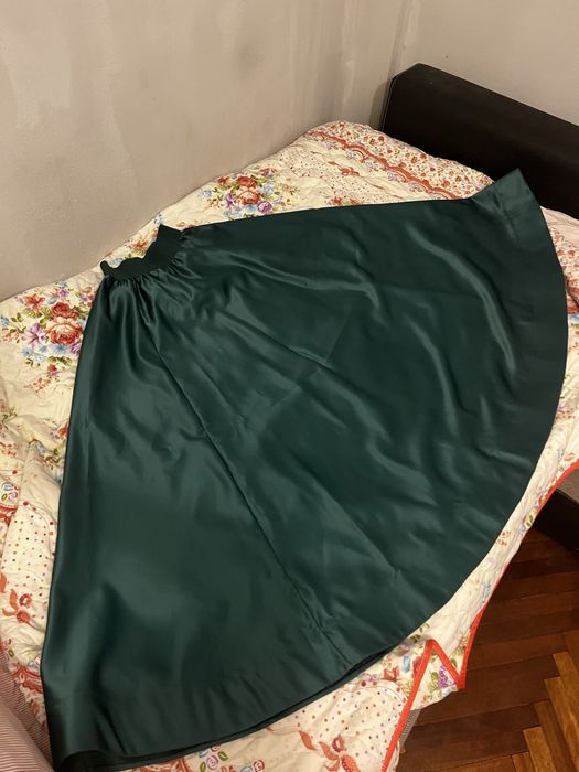 Комплект из блузки, юбки