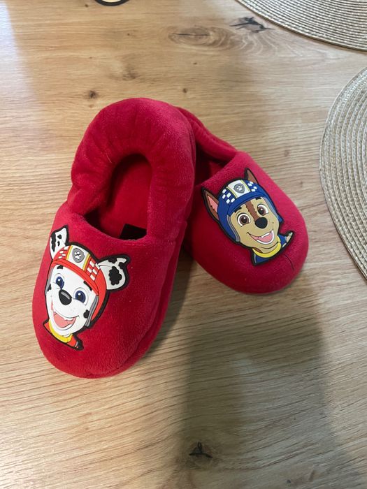 Детска раничка Мики Маус + пантофки Paw Patrol
