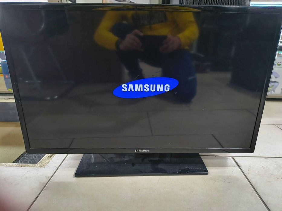 Телевизор Samsung 32 incha