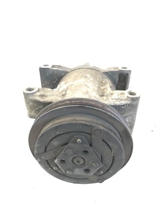 Компресор на климатик за Nissan Almera N16 2.2 Di (2003) EA05045010 / 92600Bn300