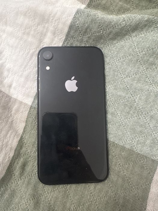 Продам ОРИГИНАЛ Iphone Xr