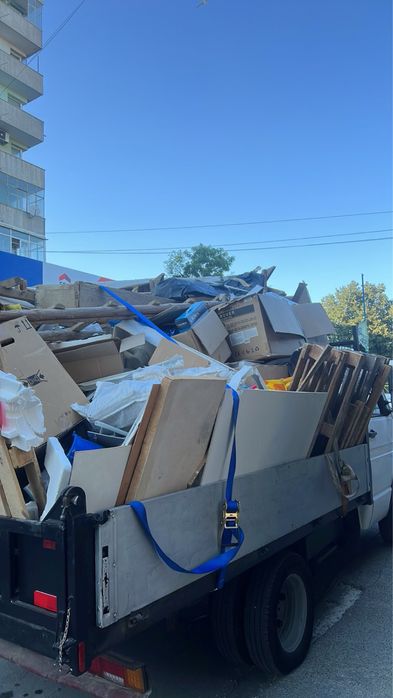Хамали и извозване на стари мебели и боклуци