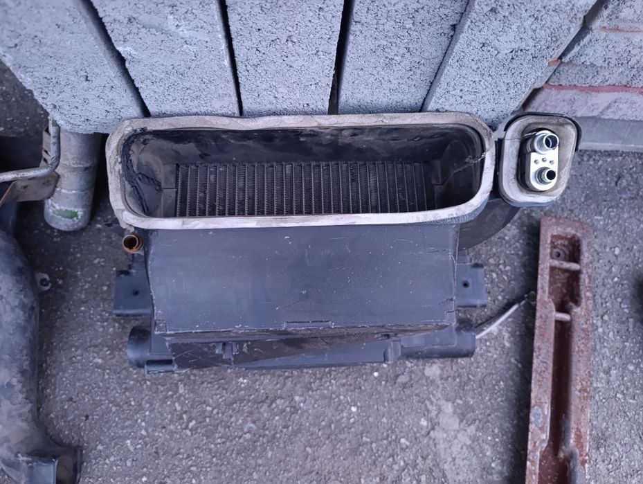 Продам запчасти Мерседес спринтер