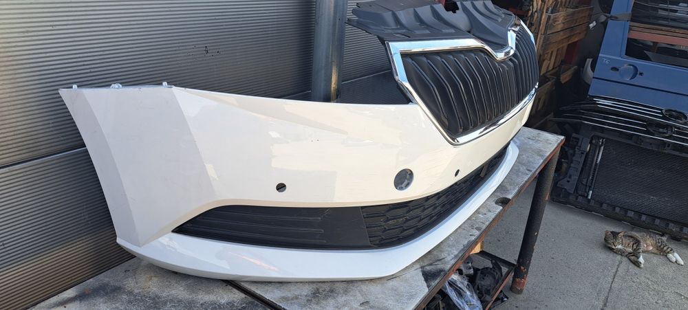 Bara fata Skoda Fabia 3 Facelift