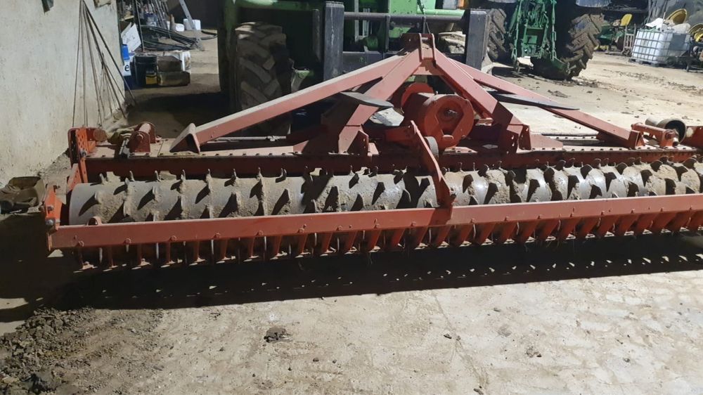 Dezmembrez grapa rotativa freza kuhn