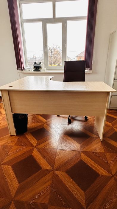 Стол угловой письменный