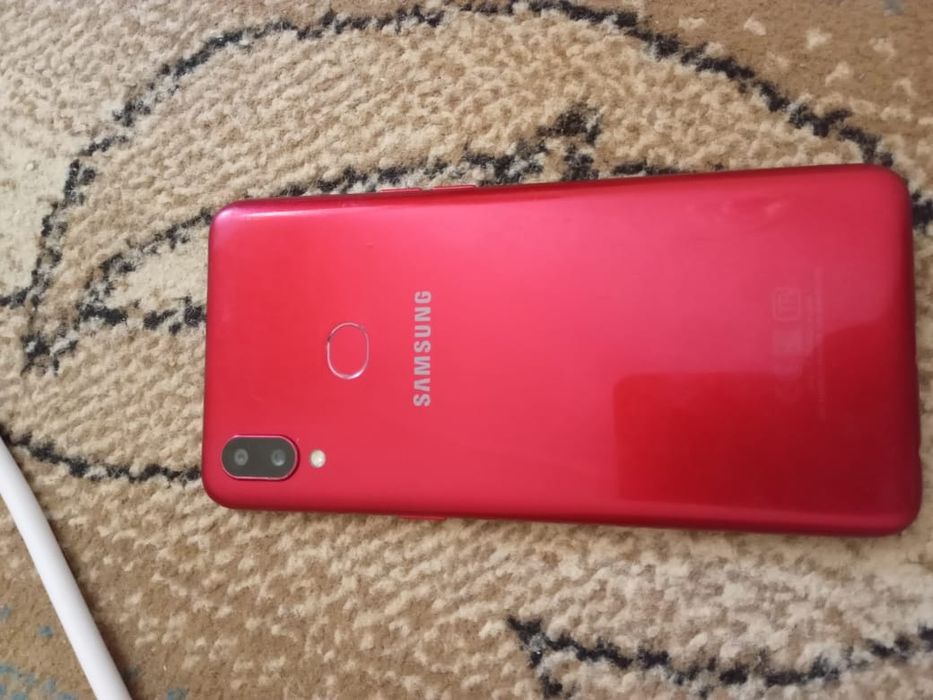 Сатыладый Самсунг  а10с