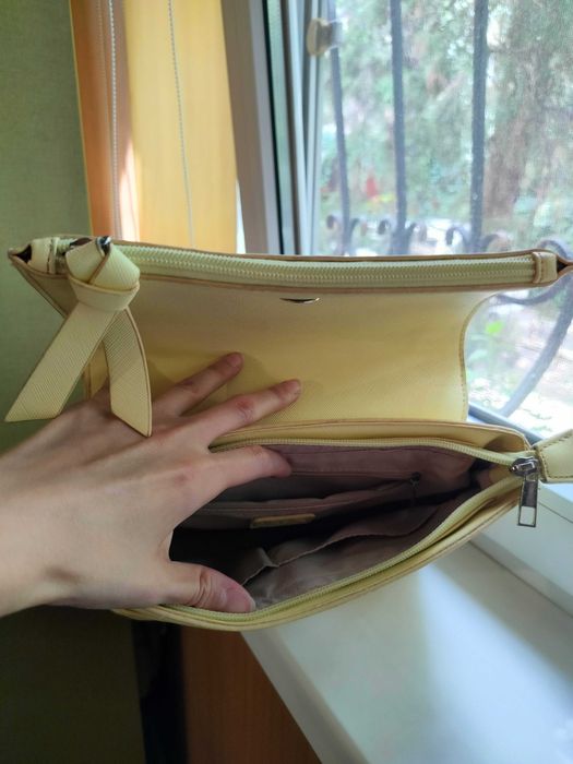 Женская сумка желтая