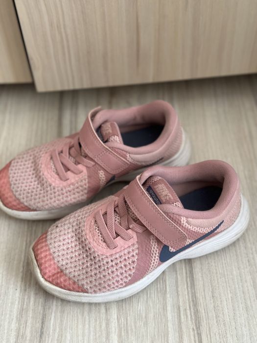 Маратонки nike за момиче