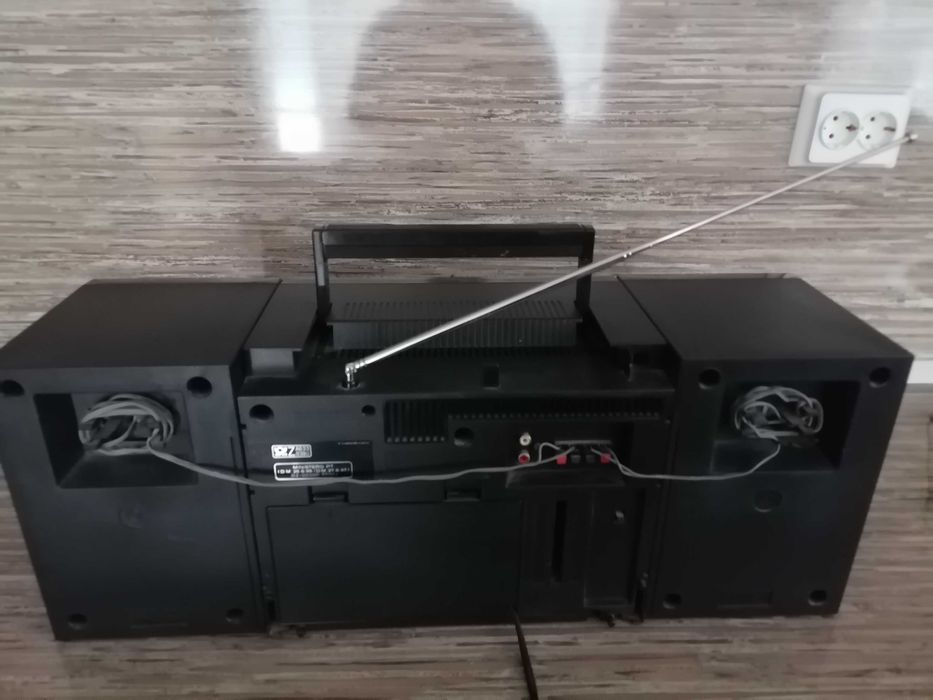 Касетофон HITACHI