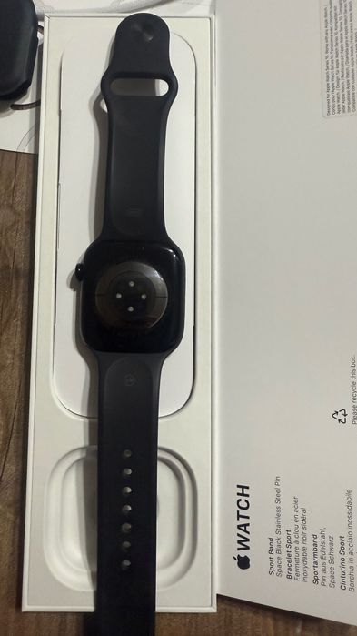 Часовник Apple Watch 10