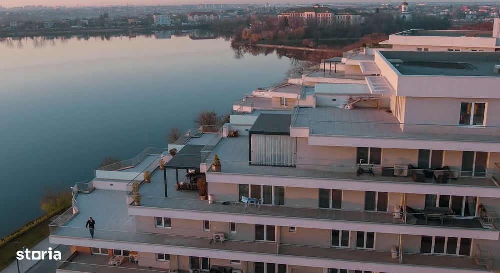 Penthouse pe malul lacului cu terasa de 100mp - Lebada Lake Residence