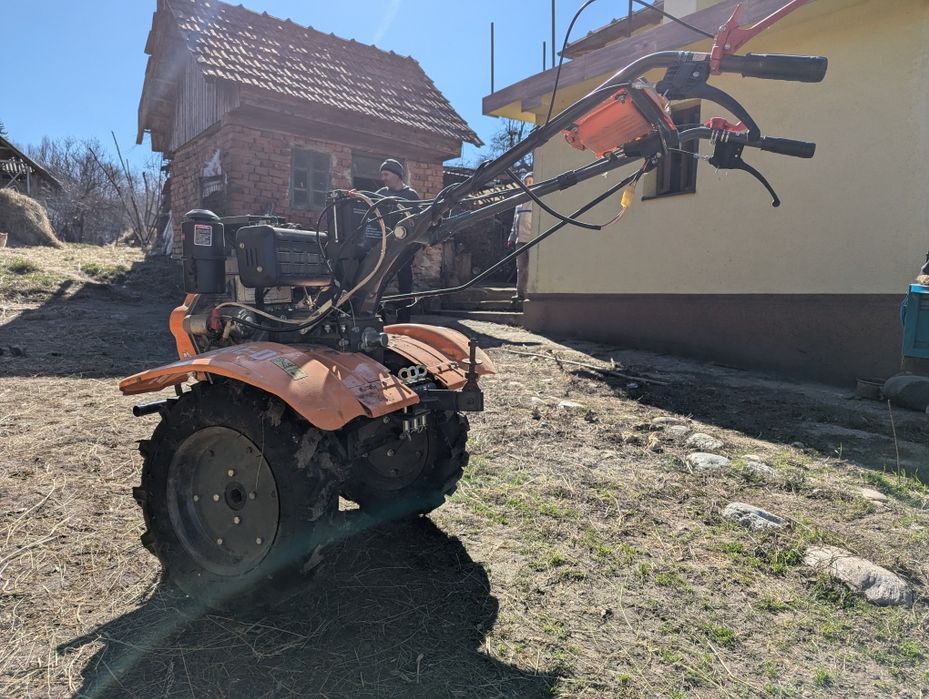 Vând Motocultor diesel O-Mac MC 120E-D