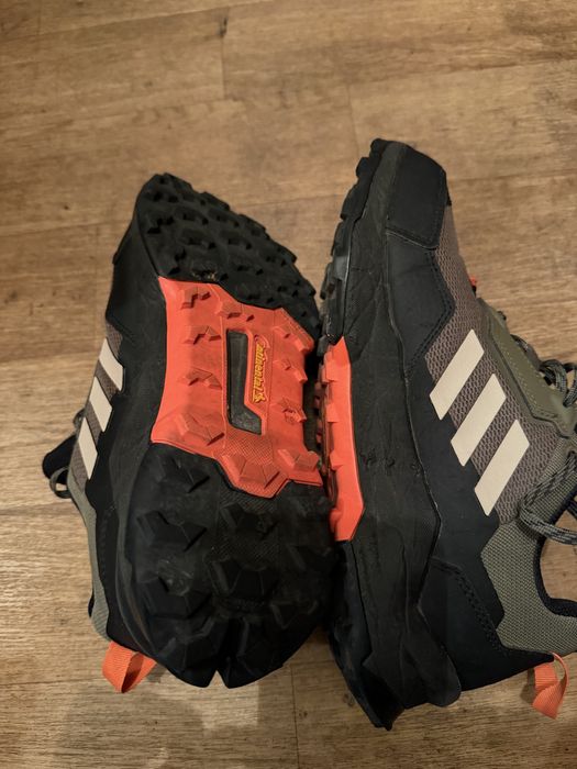 Adidas Terrex кроссовки размер 40-41