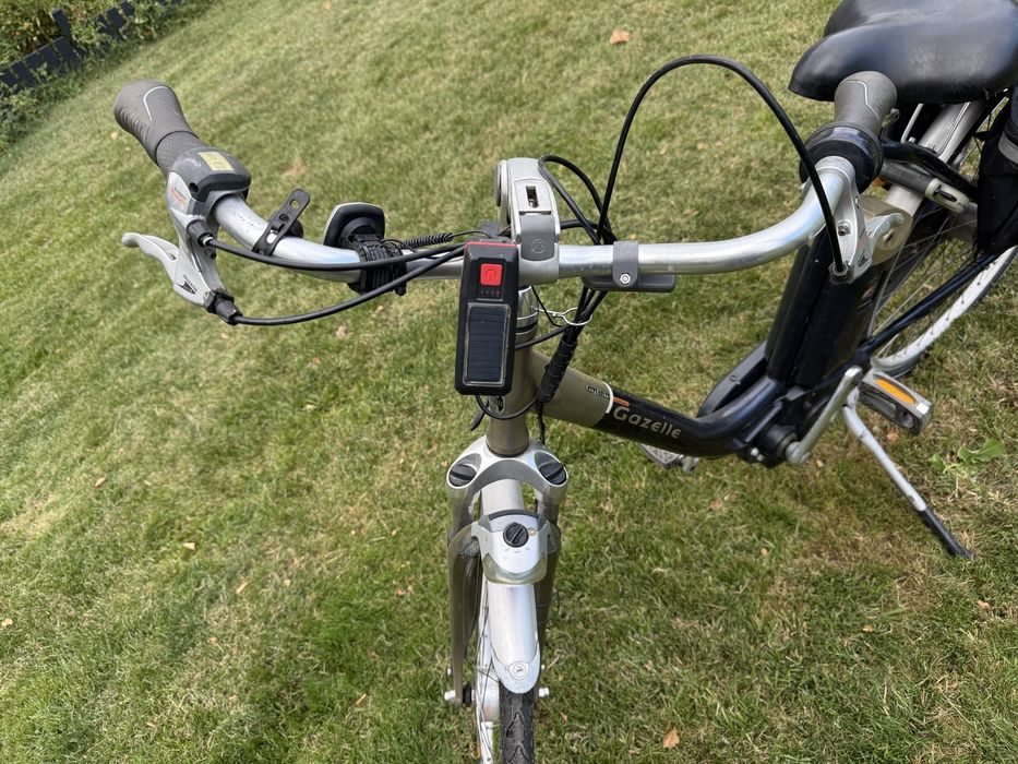 Bicicleta gazelle cu asistare electroca