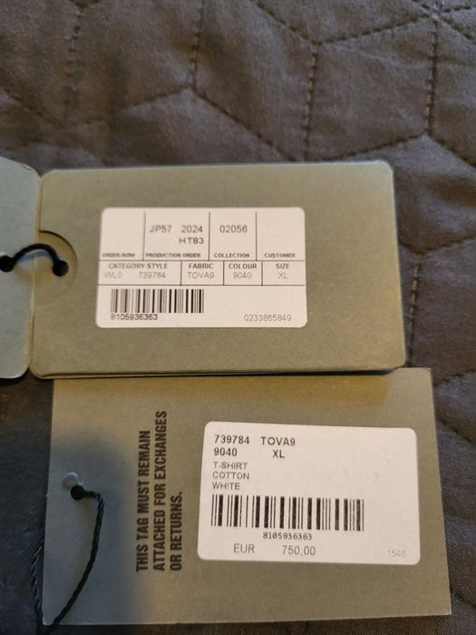 Оригиналта тениска Balenciaga