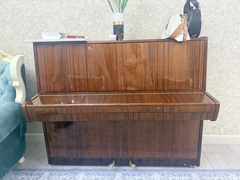 Пианино . Фортепиано