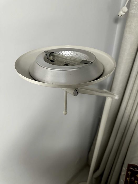 Lampadar cu picior inaltime 2 m, metalic , solid, lumina puternica REDUS 50%