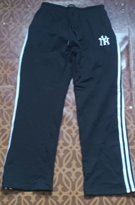 Спортивная одежда для Вас .