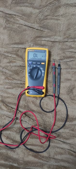 Продам мультиметр FLUKE 177 новый