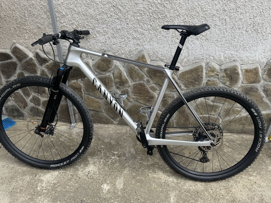 Canyon Carbon 29” FoX / DT swiss