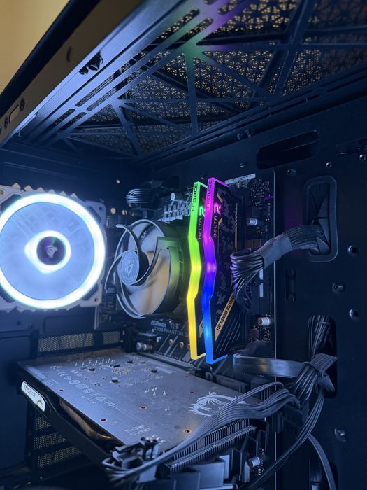 Геймърски компютър i5-9600K / GTX 1650 / 16GB RAM / 1TB SSD