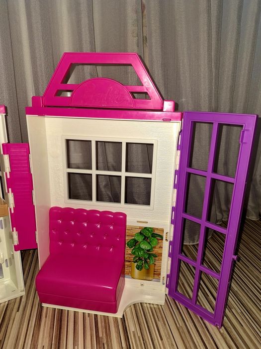 Restaurant Barbi Mattel pliabil.