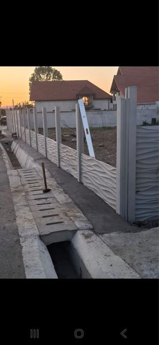 Placi/stâlpi din beton
