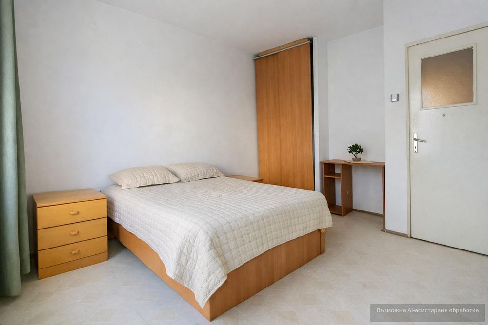 Дава се под наем Тристаен апартамент в Пловдив, Младежки Хълм - 95 кв.м за 568.14 € - Снимка #3