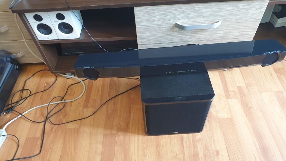 Soundbar Yamaha YAS-201