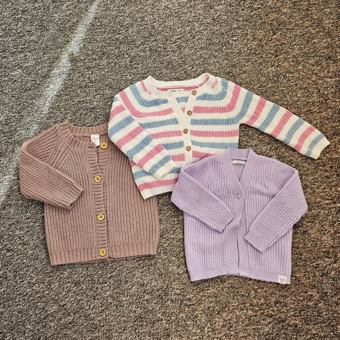 Lot 3 pulovere, marime 86 92