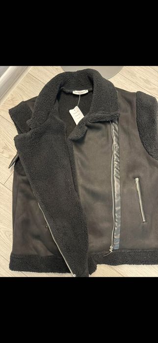 Модерен Елек от велур