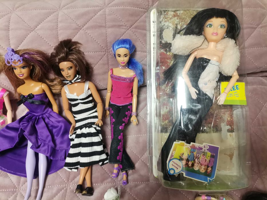 ОГРОМЕН ЛОТ!!! 17 кукли Барби, Лив и др. с над 30 бр аксесоа