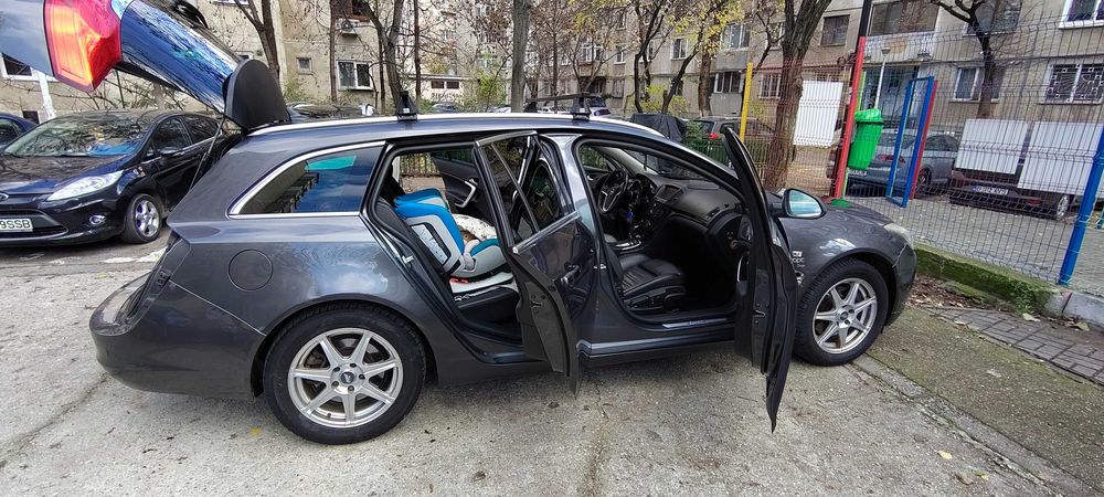 Vând Opel insigna 2.0