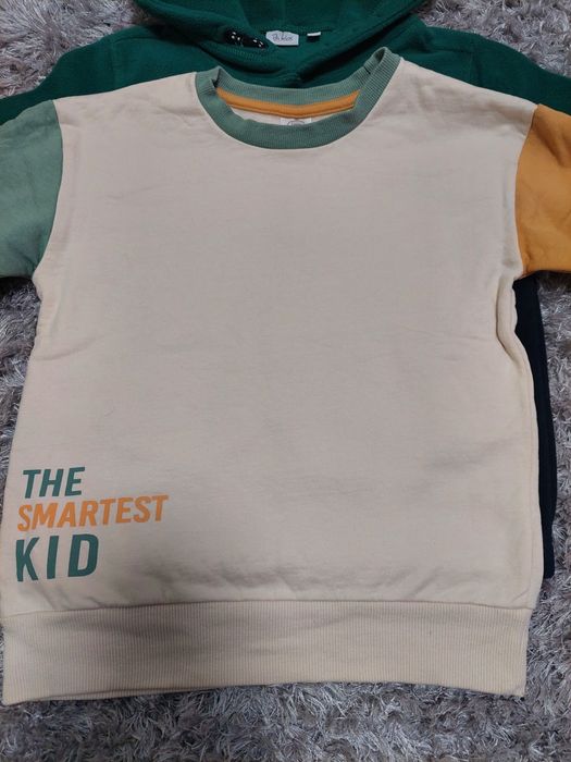 Лот блузи за момче с подарък