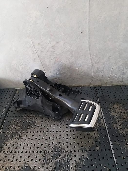 Pedala frana 1.0 tsi vw t cross c11 d31 2q1723058g